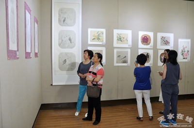 天水市文化館2015年春季免費(fèi)輔導(dǎo)班書畫作品匯報(bào)展開(kāi)展--天水在線